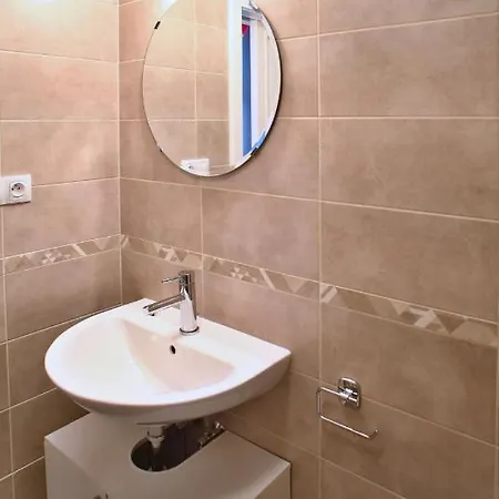 Lovely Lila Apartment Prague